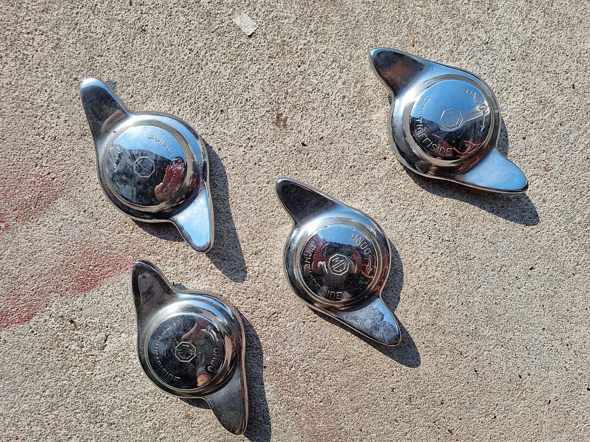 For Sale: MGA wheels and axles